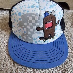 Domo skating blue hat
